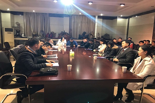 资环学院举办首期老员工职业能力提升论坛