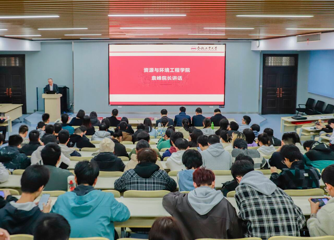 JINNIAN金年会举办首批科普导师暨校地质博物馆员工讲解员聘任仪式